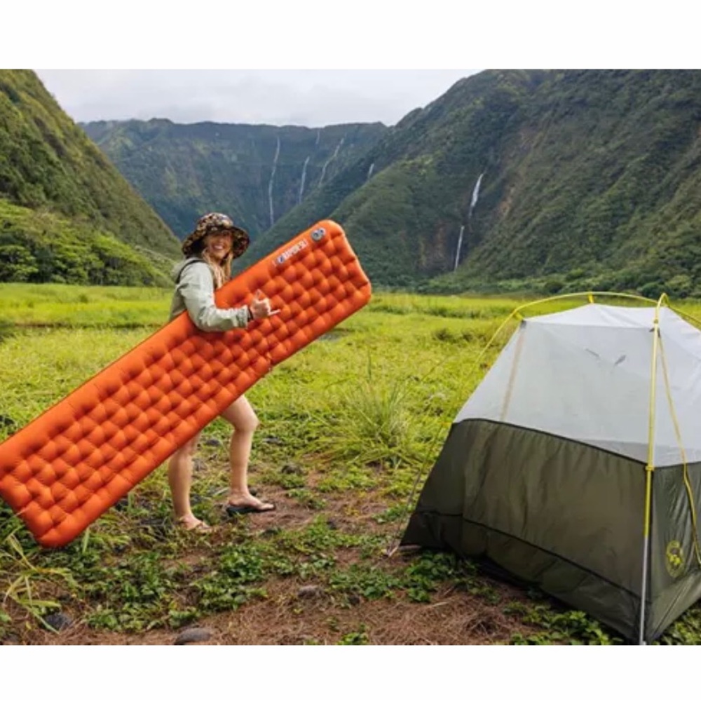 moosejaw sleeping pad new in box